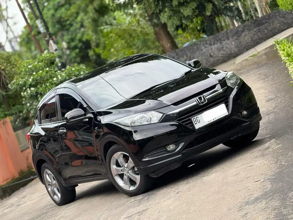 Honda HRV E CVT 1.5 Matic 2017 BG Kota Tangan Pertama ANTIK
