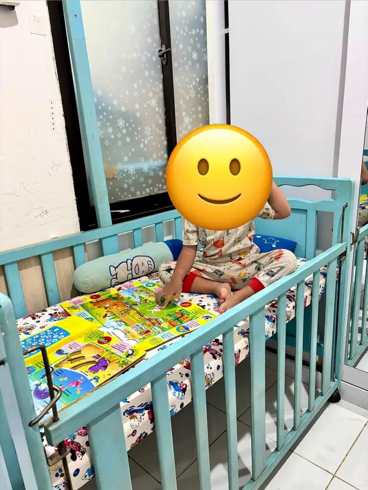 Jual box bayi/tempat tidur bayi bahan kayu bisa nego