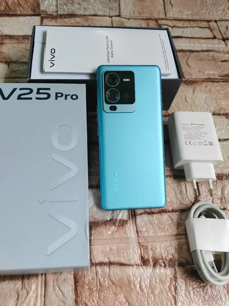 Vivo V25Pro 5G (12/256. Dimensity 1300) Fullset Nominus