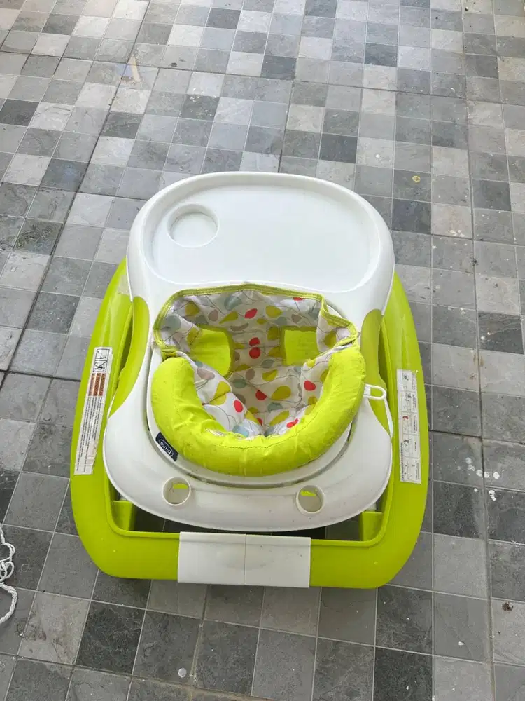 Dijual Baby Walker dan Stroller yang masih layak pakai dengan harga mi