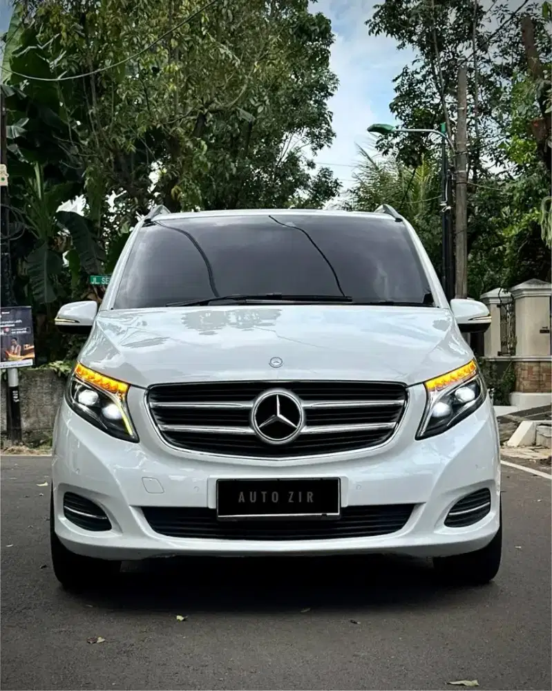 Mercedes Benz V220d 2016
