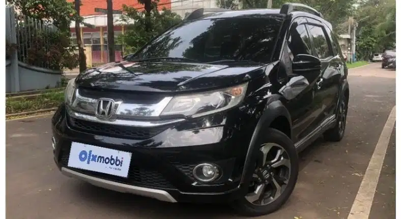 TDP 8,JT, Honda BR-V 1.5 E Bensin-AT Hitam 2016