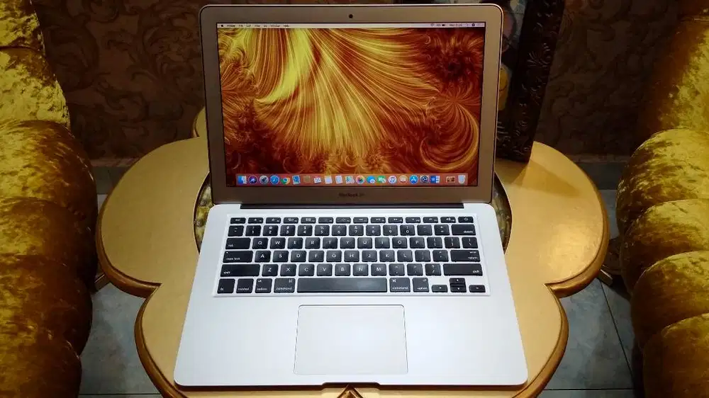 Macbook Air 13 inch 2017 Slim Editing Kuliah Core i5 Ram 8GB SSD 256GB