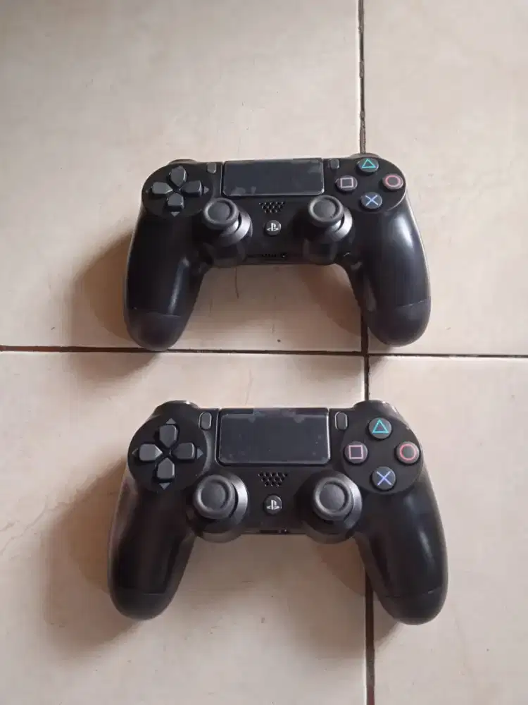 Stik PS4 ORI pabrik baru tanpa box light bar Poris cipondoh