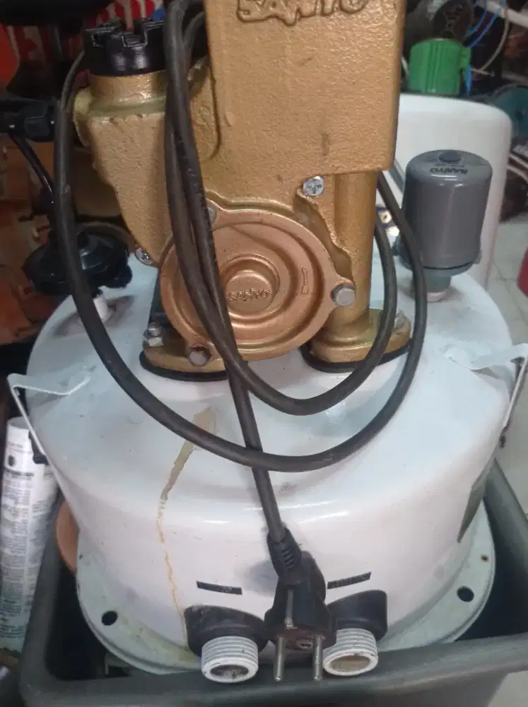 Mesin Sanyo pendorong