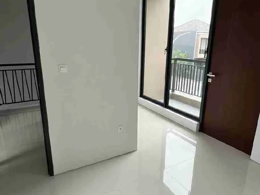 rumah disewakan Pondok Tjandra Rungkut lokasi strategis raya MERR surabaya