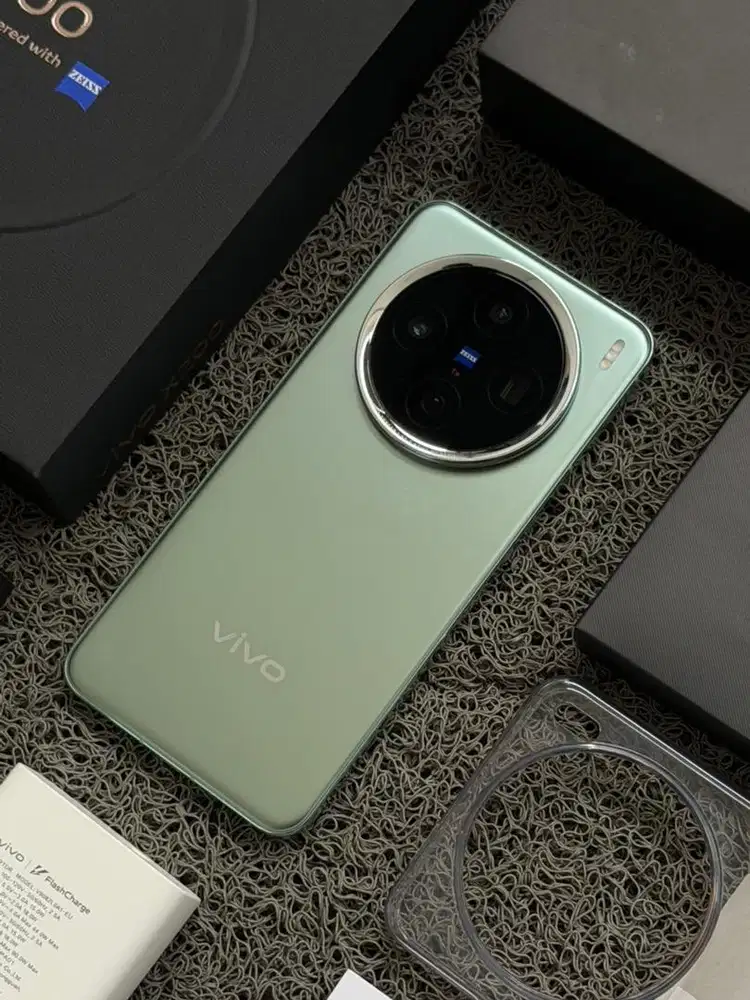 Vivo X200 Green 256gb Garansi Panjang Resmi Fullset