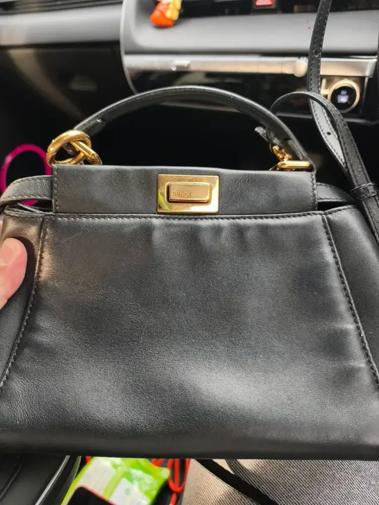 Fendi Peekaboo bekas