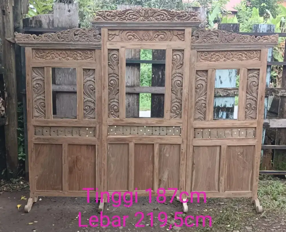 SEKAT PEMISAH RUANGAN / PARTISI UKIR KLASIK