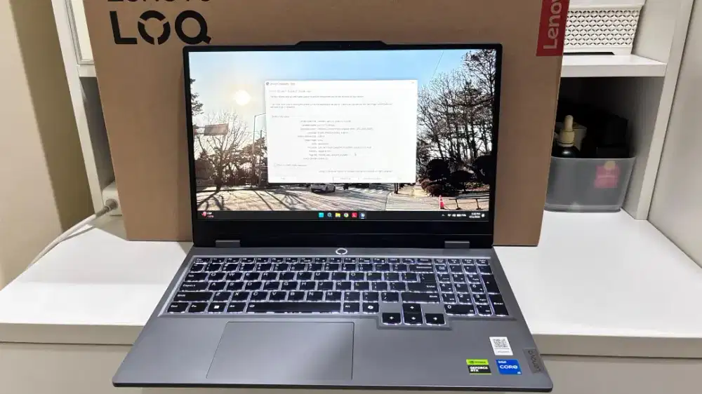 Lenovo Gaming LOQ 15IAX9 like new.