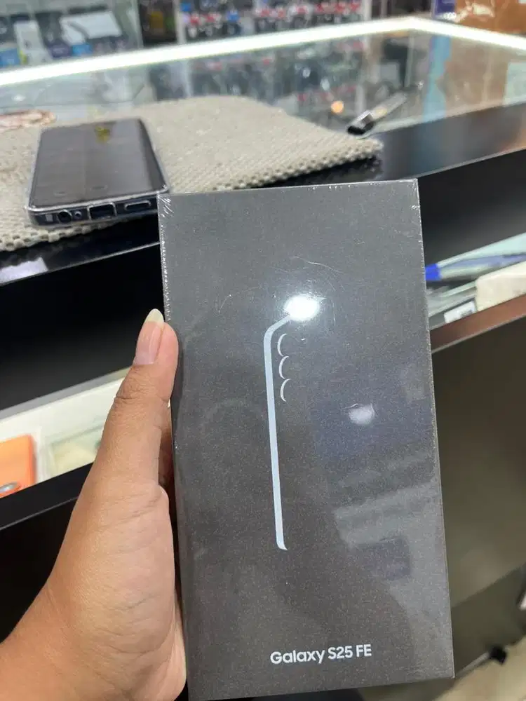 New samsung S25Fe 8/256 gb garansi resmi 1 tahun
