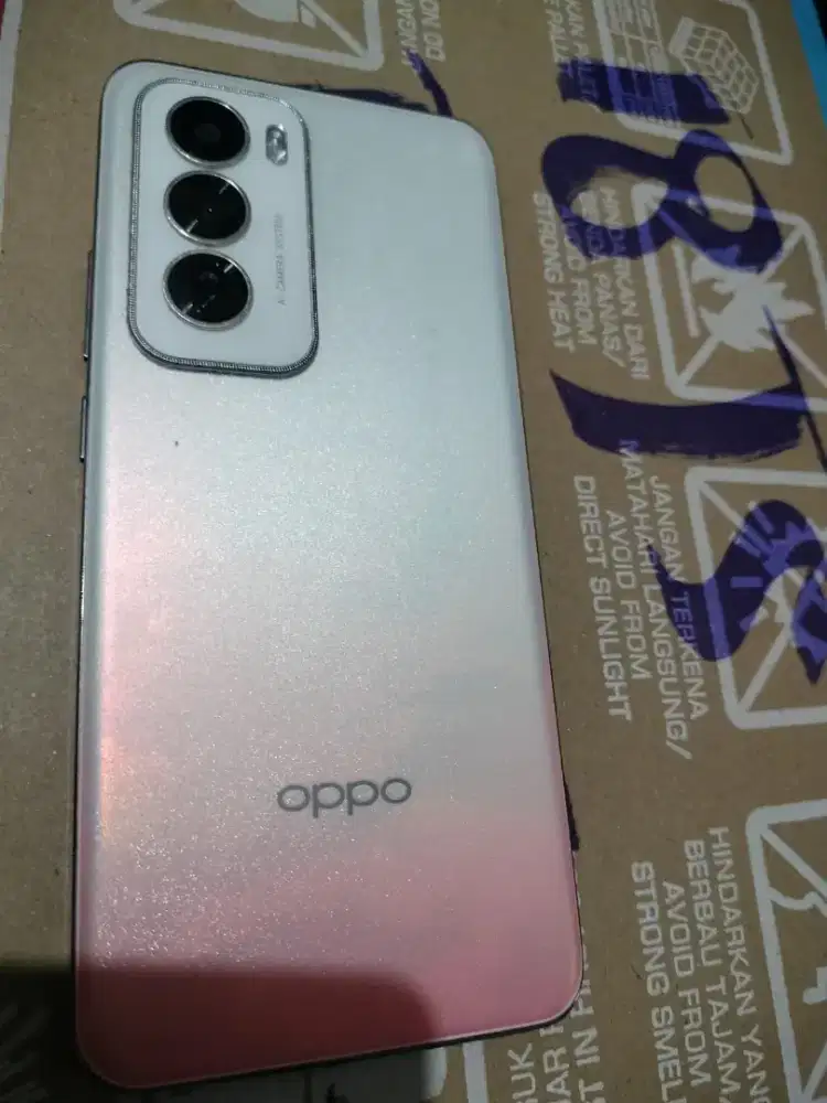 Hp oppo renno 12