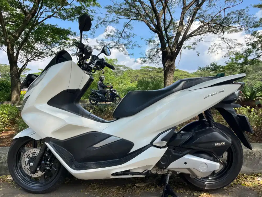 HONDA PCX 150CC 2019 PAJAK ON SS LNGKP ASLI SIAP PAKEK MOTOR GRESS