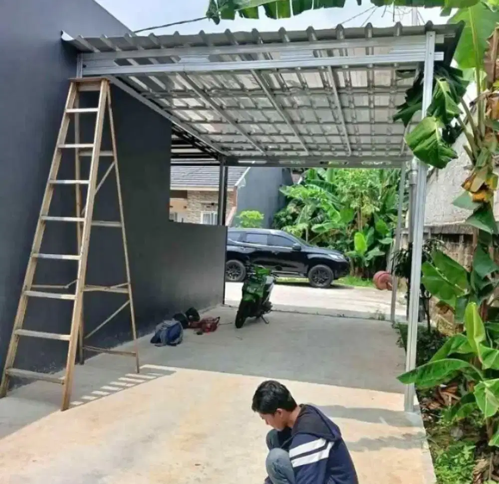 Kanopi baja ringan terpasang
