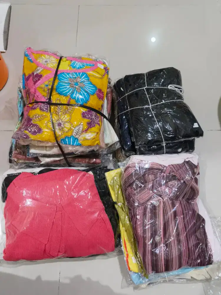 baju kaos atasan bawahan