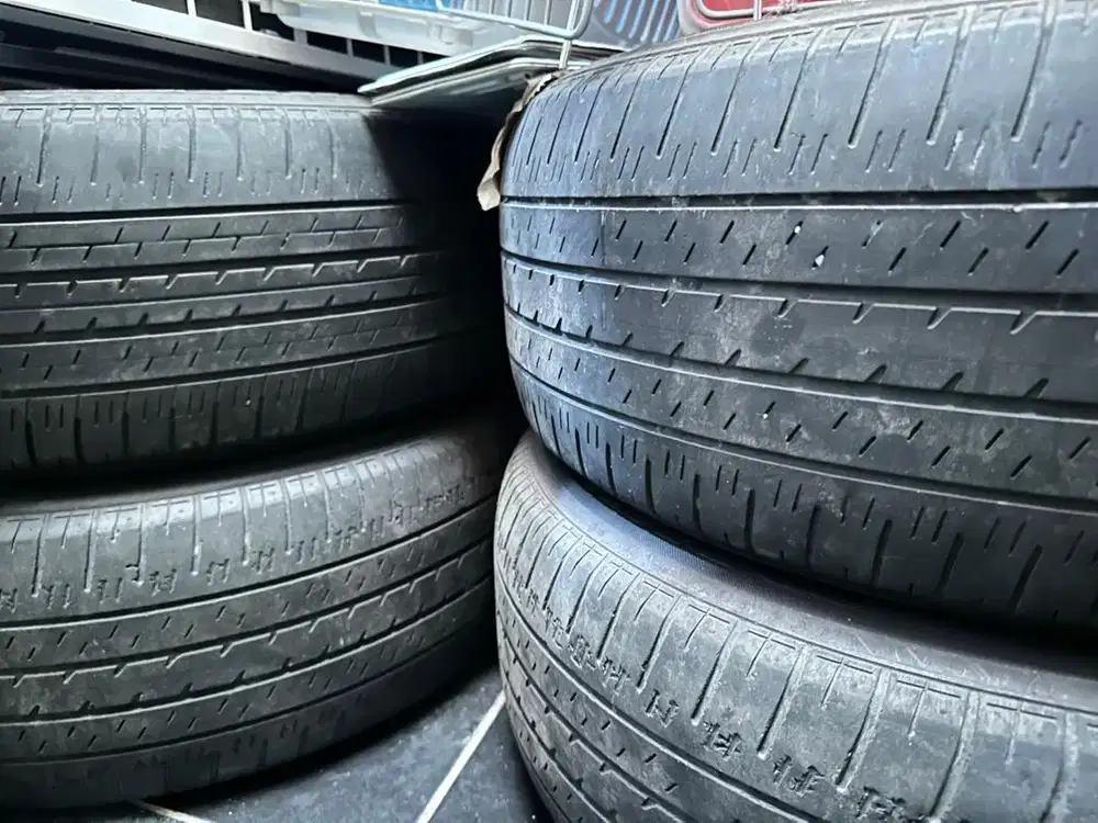 Jual Ban Mobil Bekas