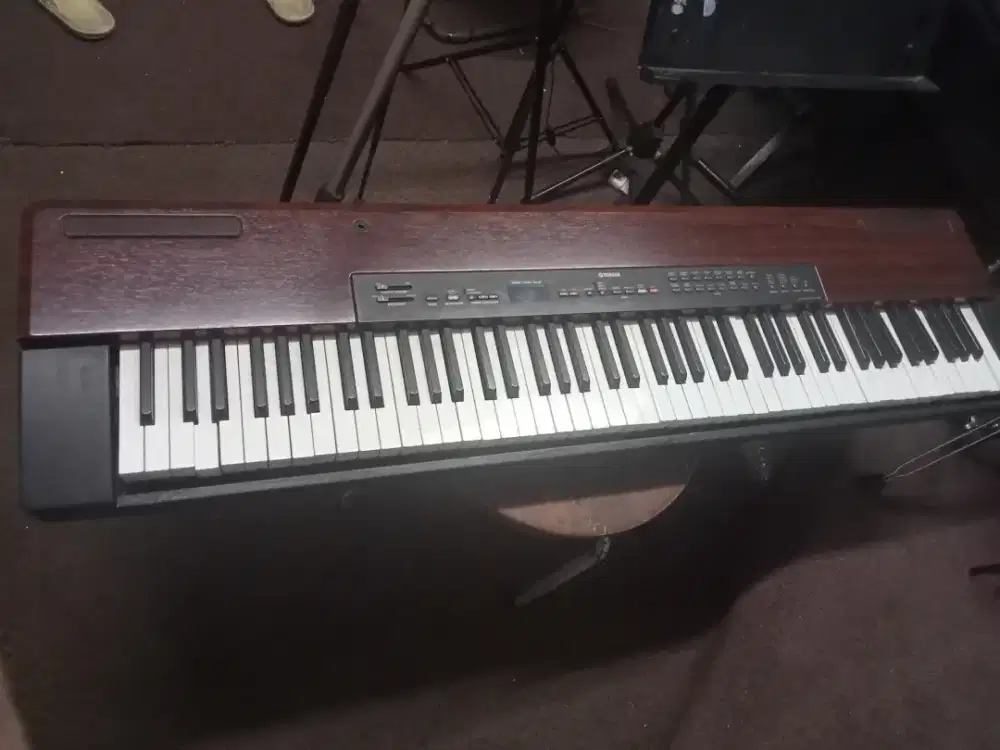 YAMAHA Clavinova Tuts Piano