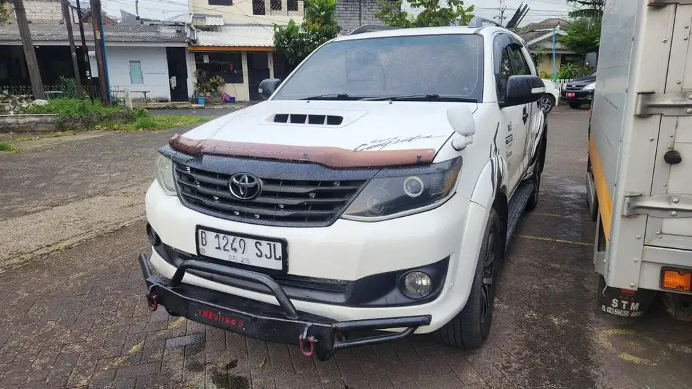 Fortuner VNT G Solar AT 2014