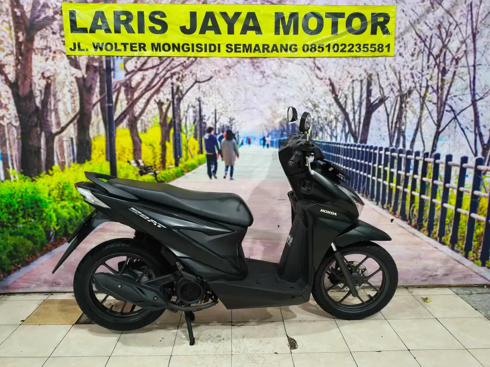 New beat delux keyles km.8, rb