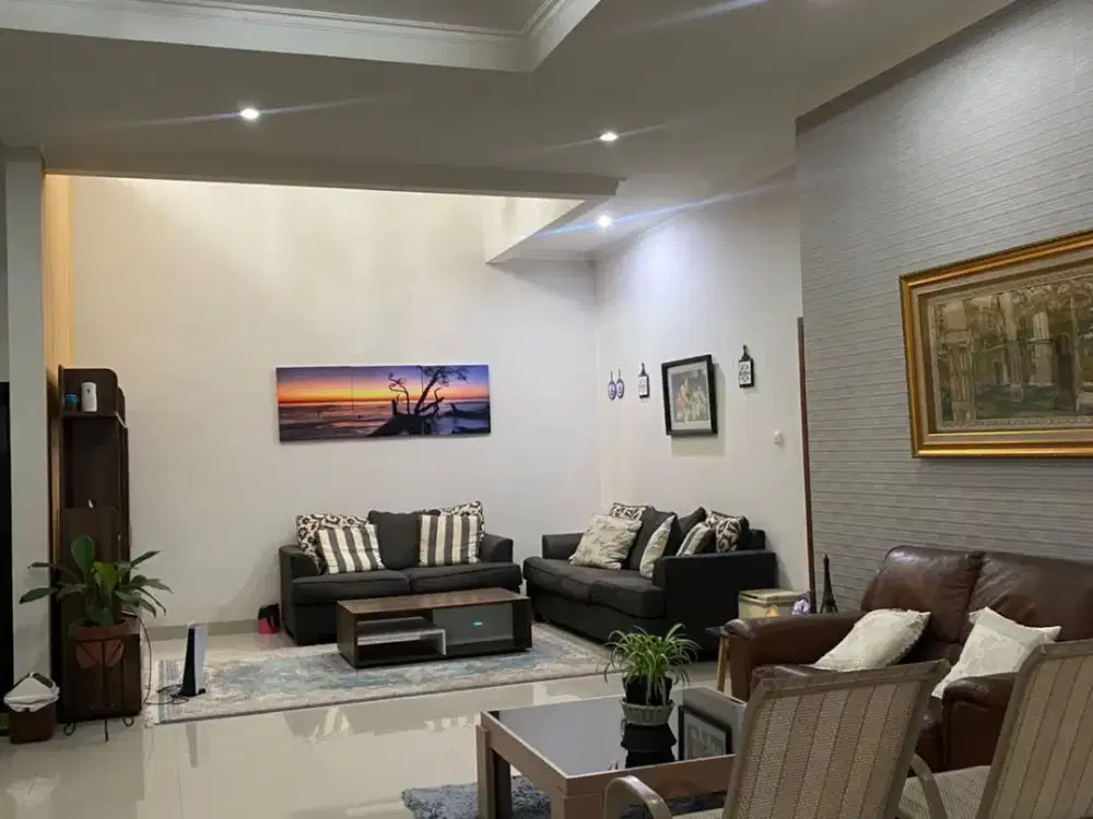 Rumah Terawat Furnished di Suryalaya Buahbatu Bandung