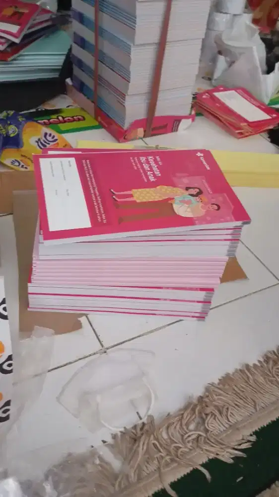 BUKU KIA 2024;2025 dan KESEHATAN