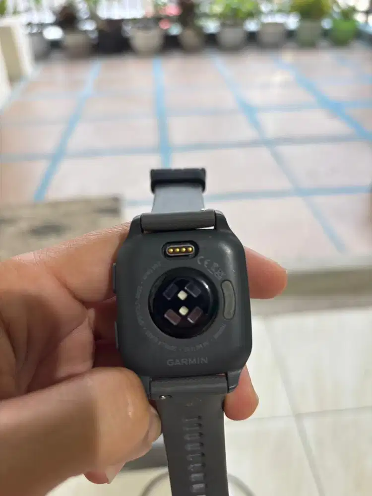 Smartwatch/sportwatch garmin venu sq 2 like new