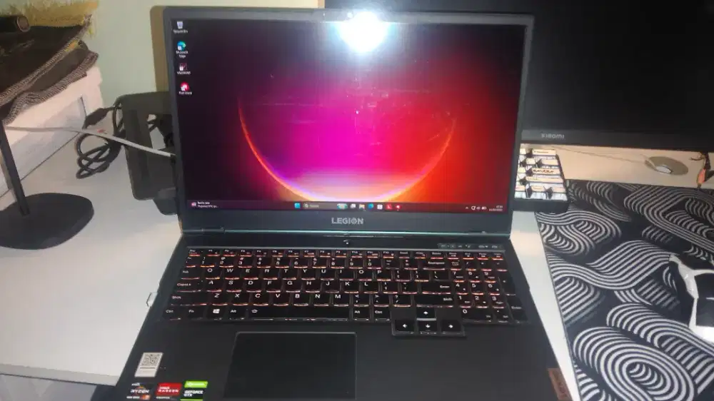 Laptop legion 5 Ryzen 7 4800H GTX 1660 Ti