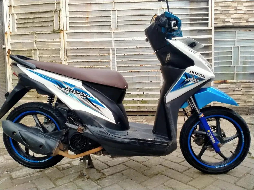 Honda Beat FI lengkap motor sehat walafiat keterangan detail dibawah