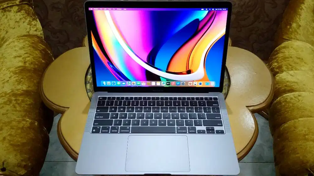 Macbook Air RETINA 2019 Super Slim Editing Core i5 Ram 8GB SSD 256GB
