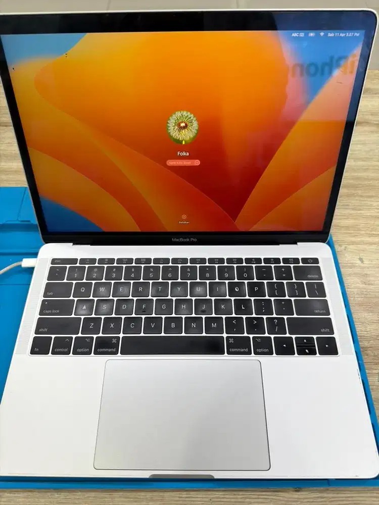 Macbook Pro 2017 Touchbar