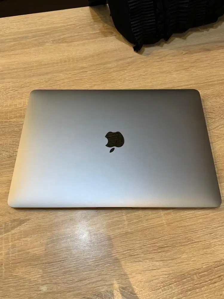 MacBook Air M1 8/256