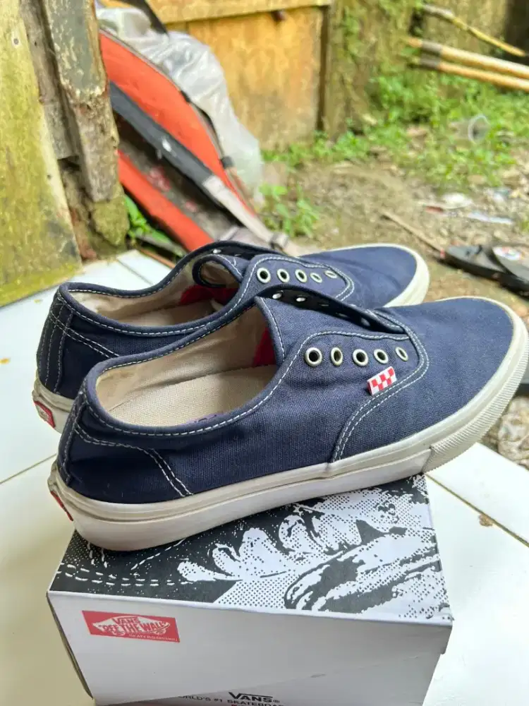 vans authentic original