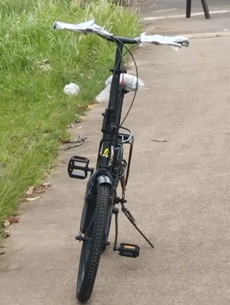 Sepeda Lipat United uk 20