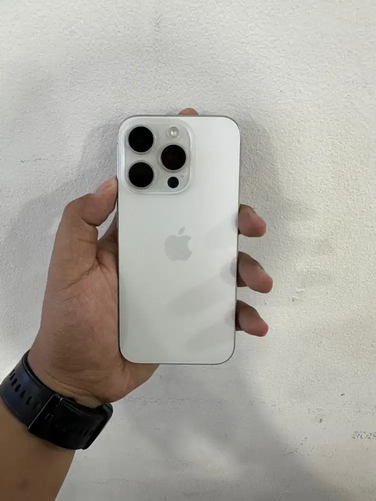 Iphone 15 pro 128 inter