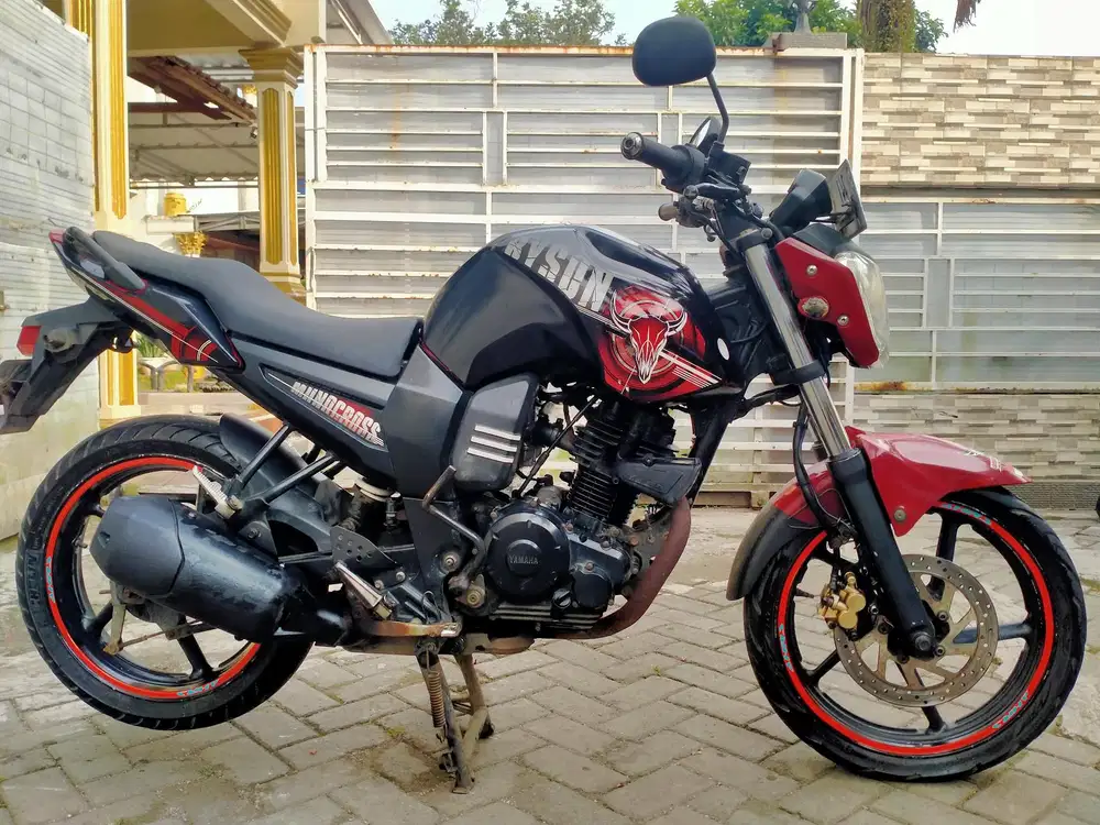 Yamaha Byson lengkap motor sehat walafiat keterangan detail dibawah
