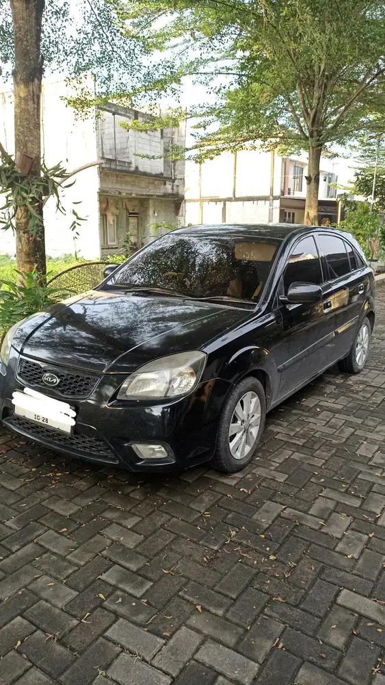 Kia Rio 2011 Bensin
