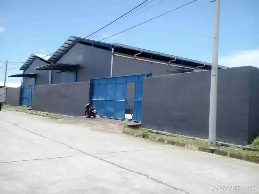 Di sewakan gudang parangloe indah 3000m2