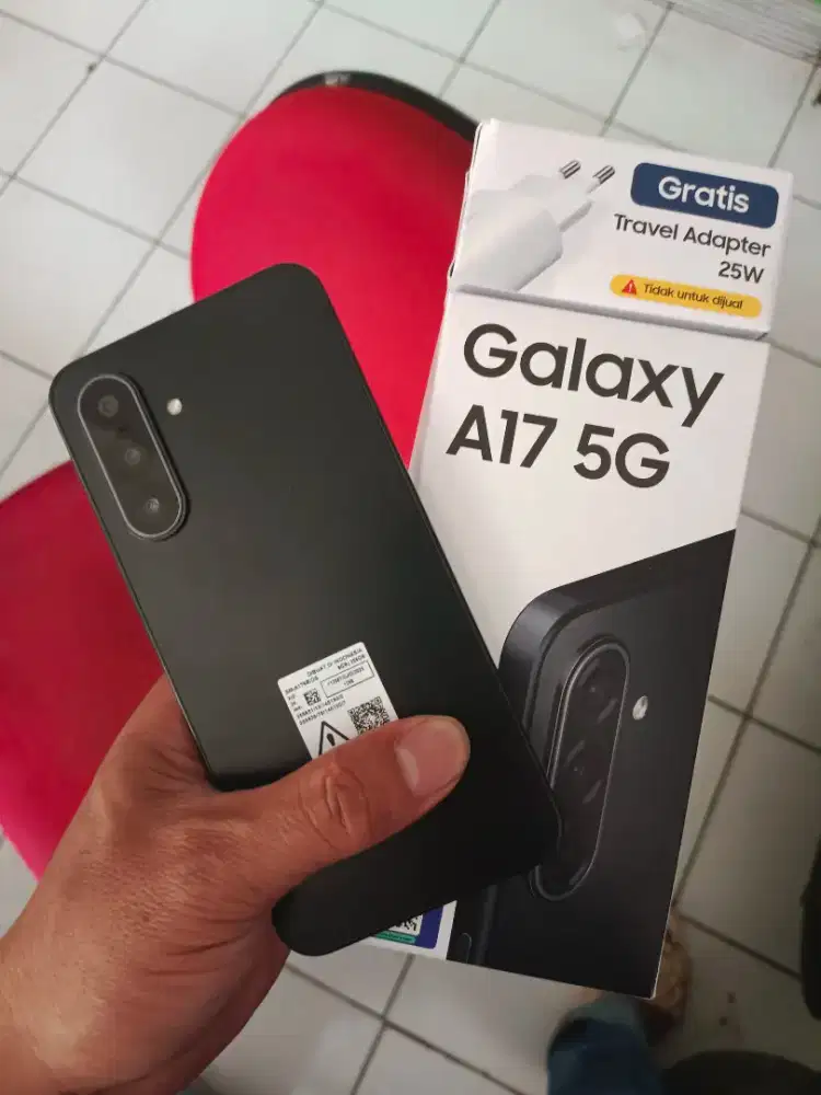 Samsung A17 5G 8/256 lengkap full original semua masih garansi