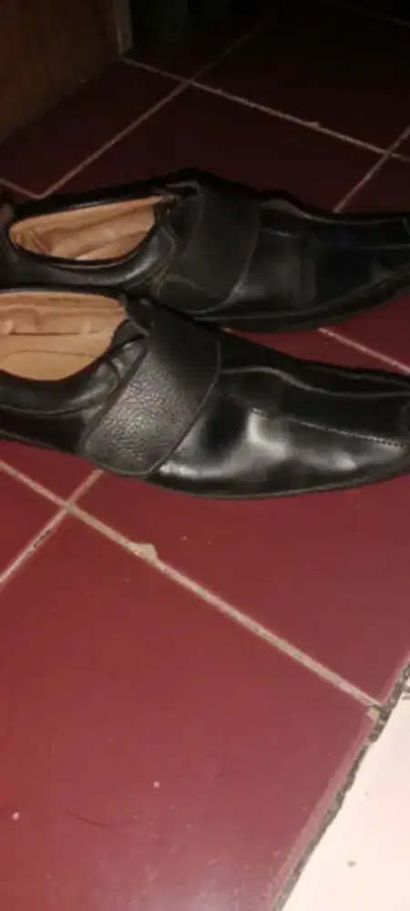 Sepatu pentopel yongki komaladi no 41