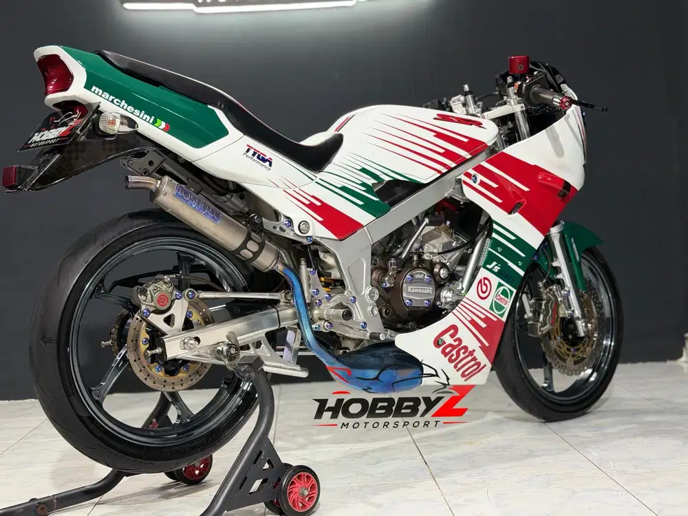 Kawasaki ninja 150 R 2011 SSR modif hedon rata kanan,istimewa