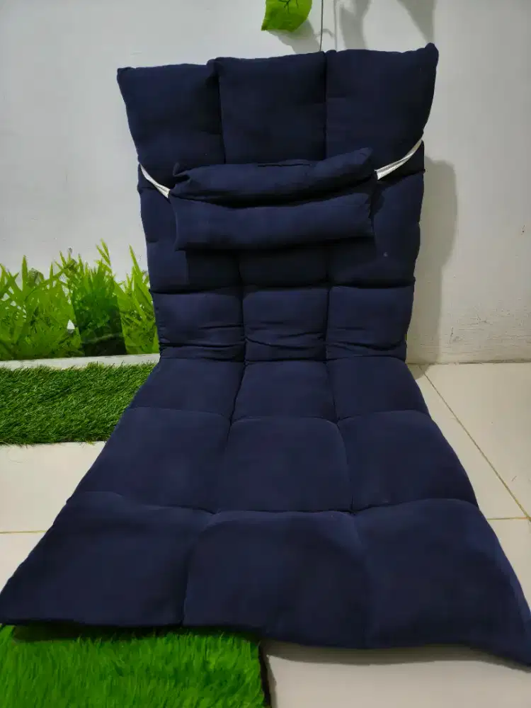 Kursi lipat lesehan warna navi