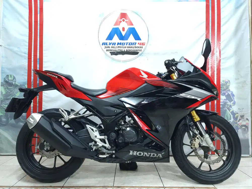 HONDA CBR 150 R FACELIFT USD TH 2022 LIKE NEW LOW KM CASH / TT /KREDIT