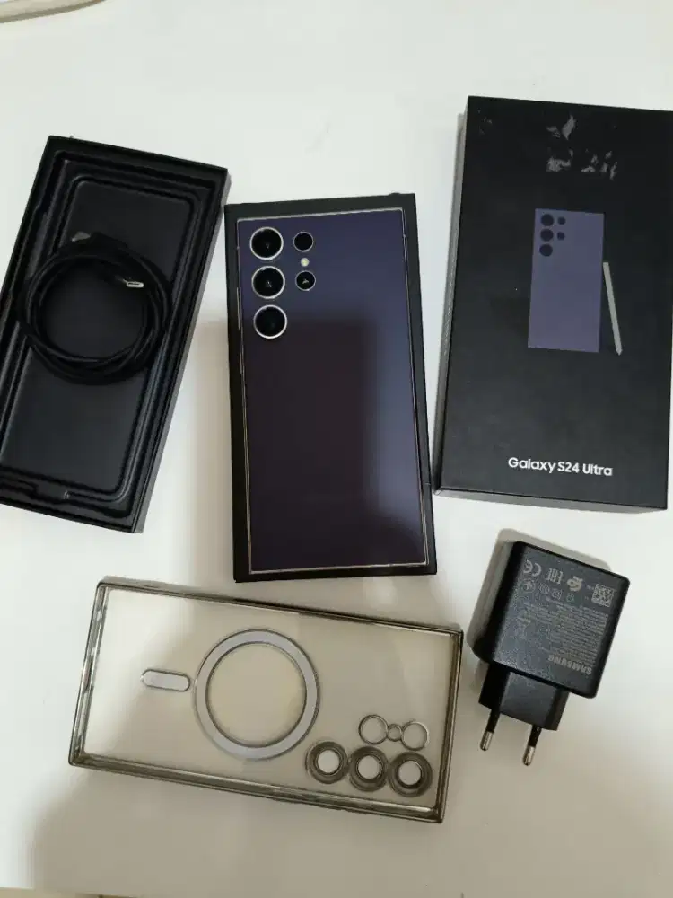 Samsung S24 Ultra 12/256 GB Fullset Sein