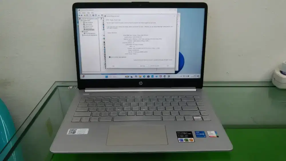 Hp dq5000 
Core i5 gen 12 Ram 8GB SSD 512GB