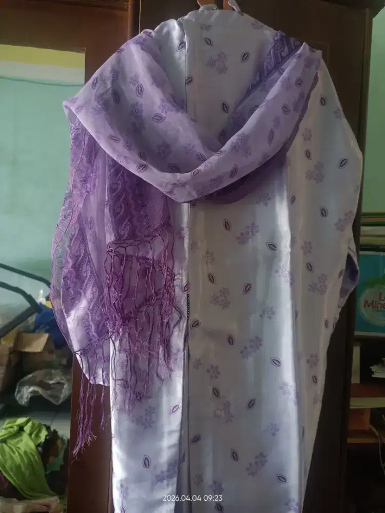 Sepasang baju dan rok