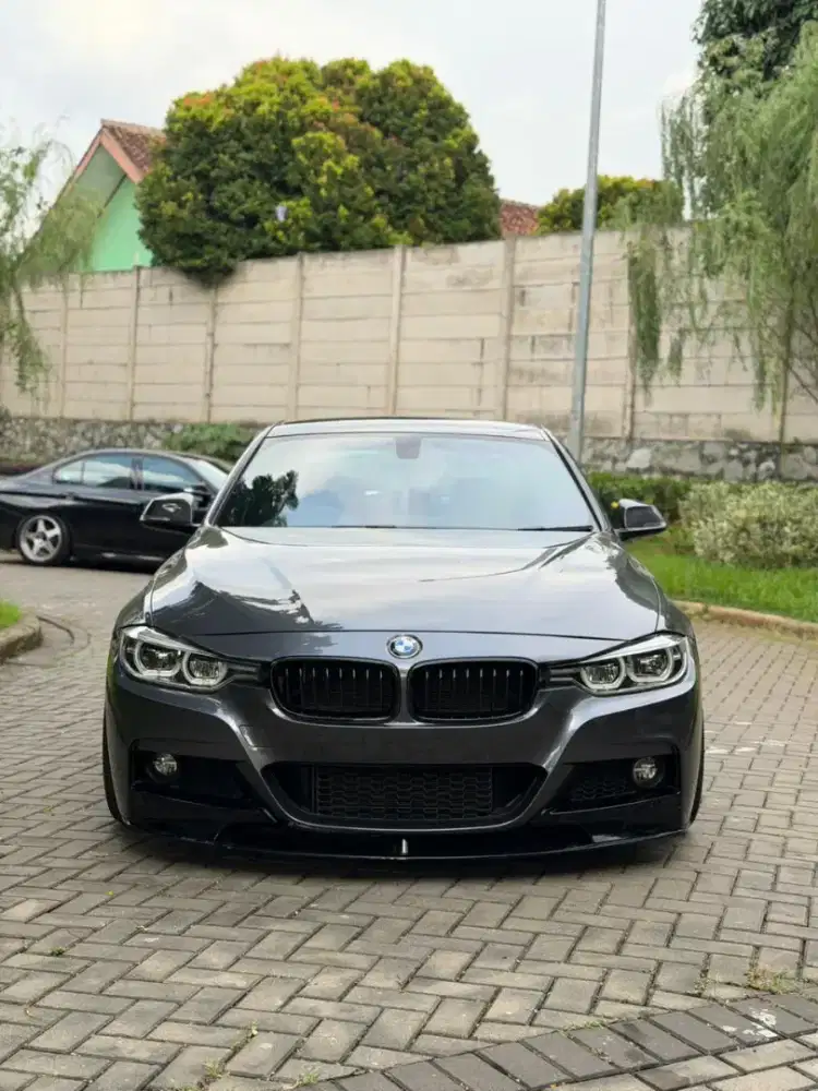 BMW 320i matic th 2018