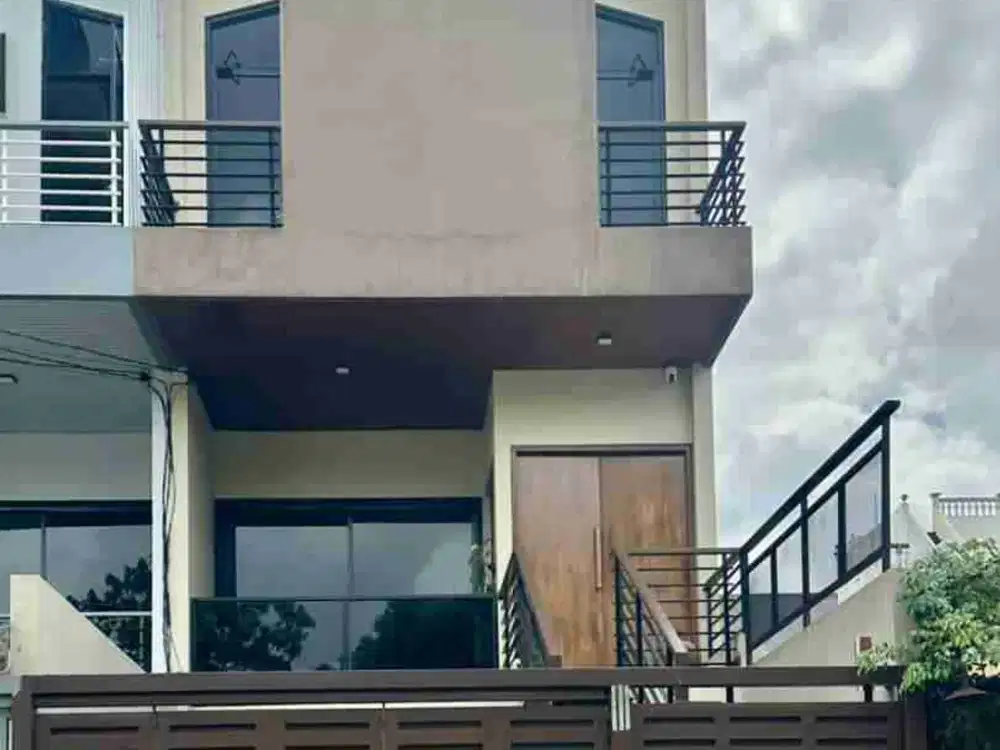 Dijual rumah modern baru renovasi pondok bambu