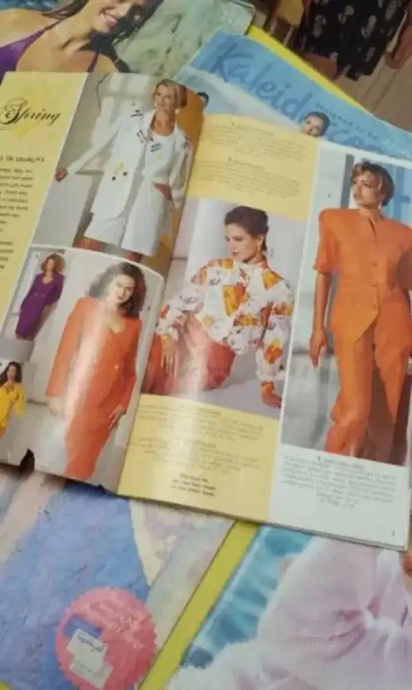 Dibutuhkan Model perempuan untuk Katalog