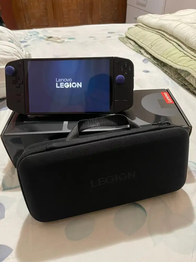 DIJUAL HANDHELD PC GAMING LENOVO LEGION GO