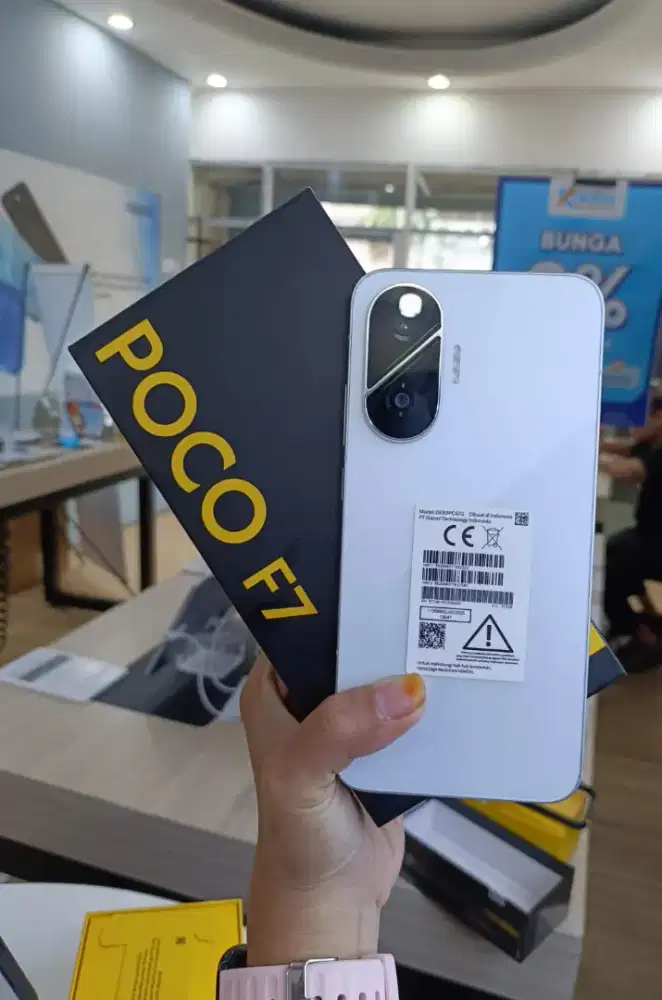 Xiaomi Poco F7 Ram 12GB/Rom 512GB Putih